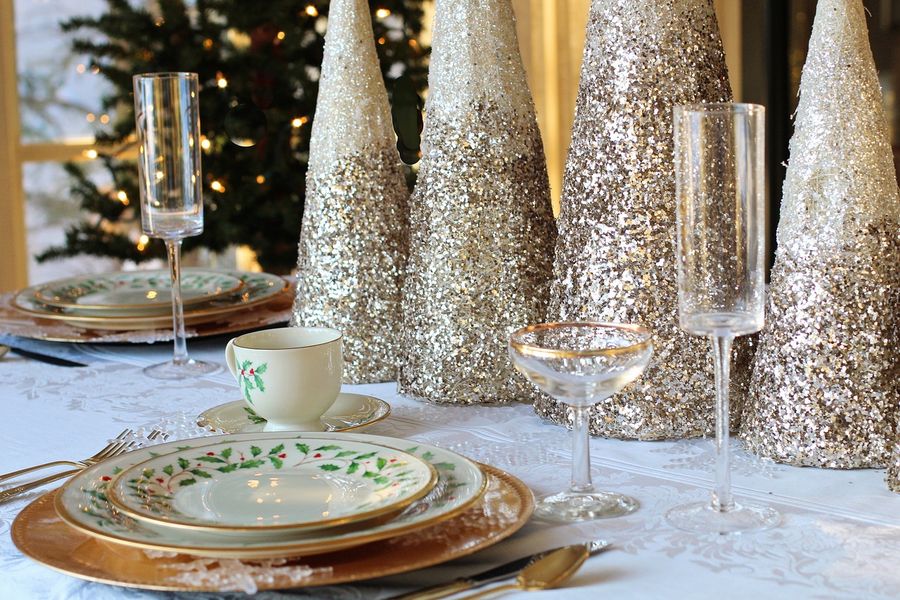 Professionally cleaned restuarant - christmas dinner